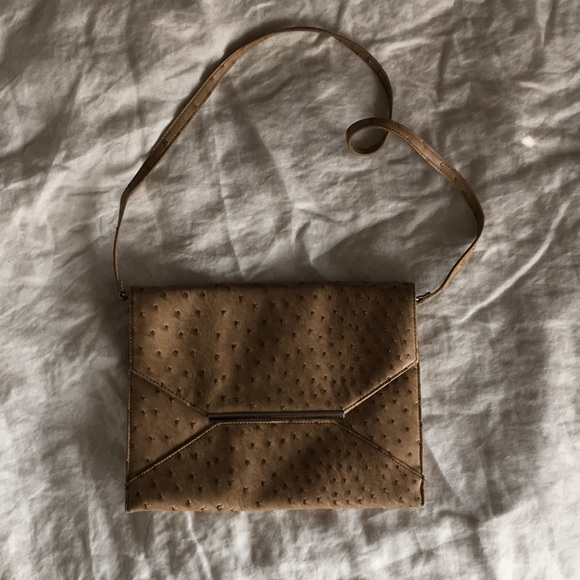 Faux Ostrich Skin Clutch with removable strap - Picture 2 of 9